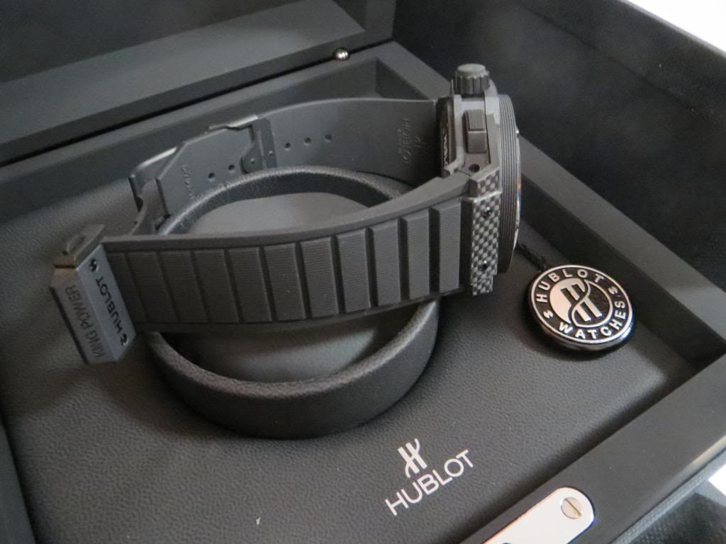 The durable fake Hublot King Power 706.CI.1110.RX watches have black rubber straps.