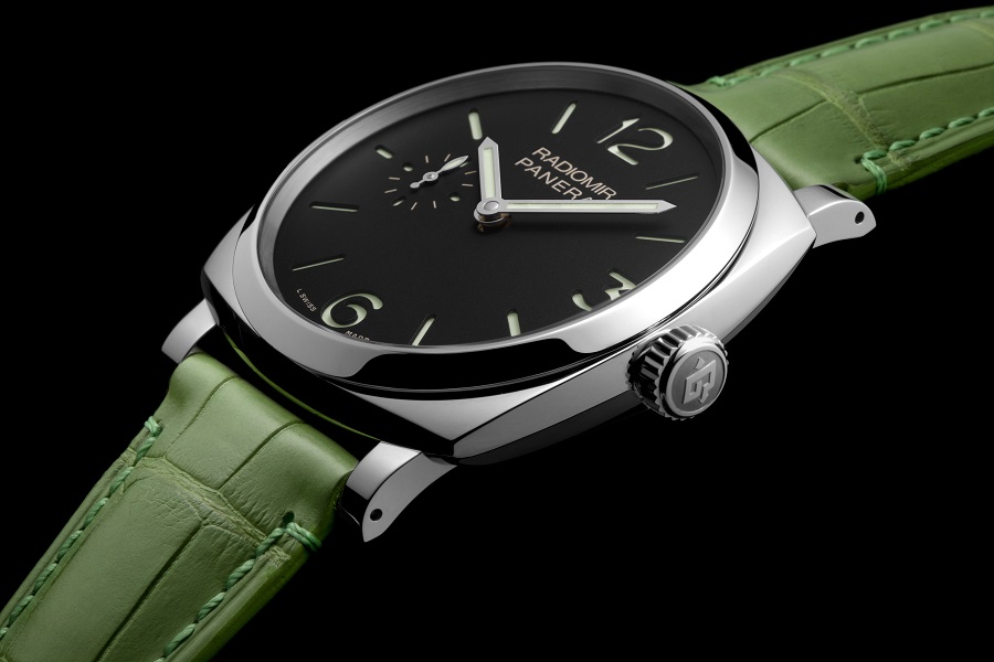 The sturdy replica Panerai Radiomir 1940 PAM00574 watches are made from stainless steel.