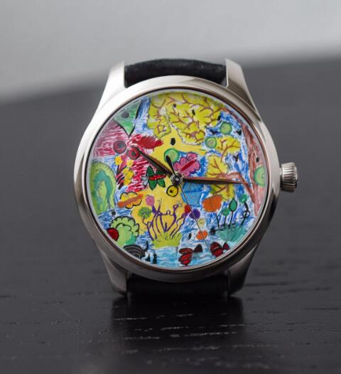 Forever imitation watches are colorful for the painting.